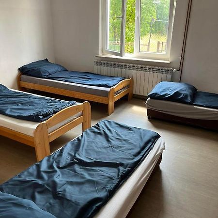 Hostel Lodzka 52 Торунь Экстерьер фото